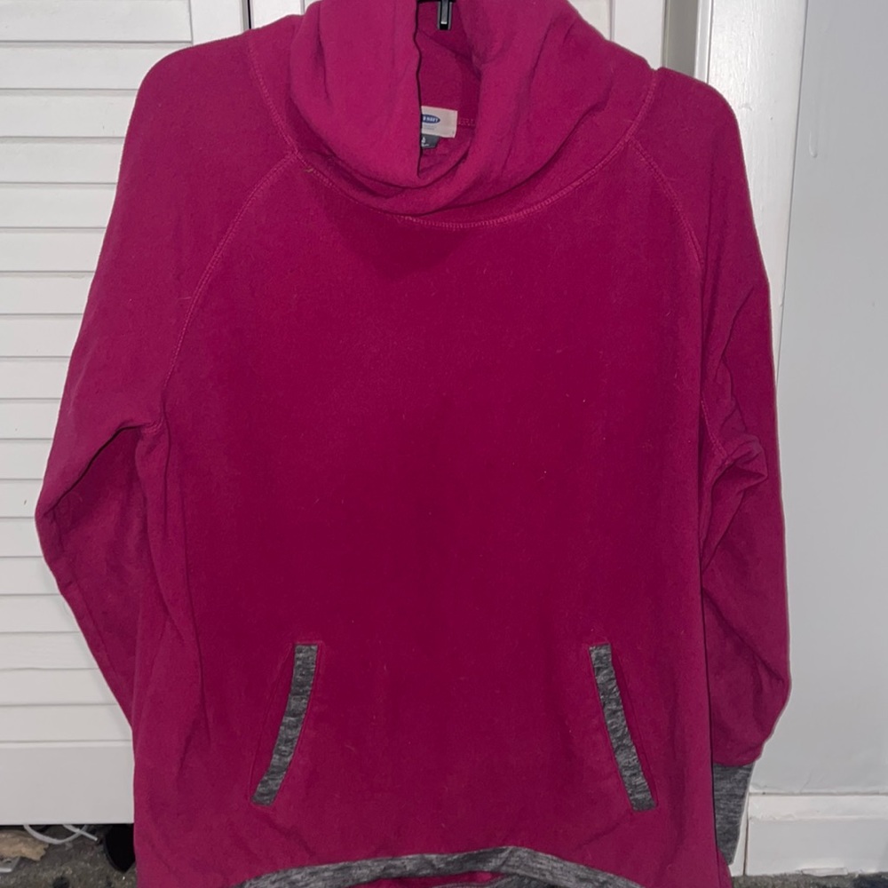 Pink sweatshirt from Old Navy. Size large.